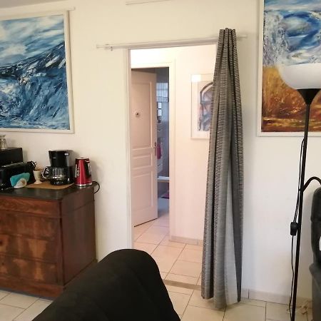 Chambres D'Hotes Les Lilas Ruffec  Buitenkant foto